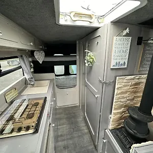 Campingplatz Retro Camper Hire Discover Ireland, Dublin